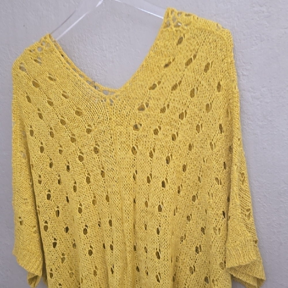 NWT Pretty Angel Yellow Poncho with Lacy Knit and V-Neck.  Now On Sale  Was $35 - Picture 4 of 6